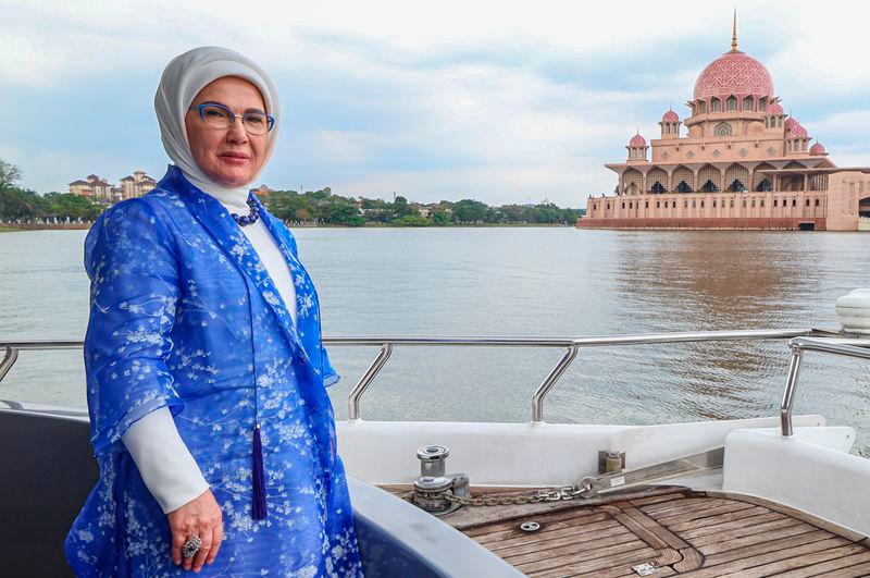 Turkiye First Lady enjoys scenic cruise on Putrajaya lake Turkiye First Lady enjoys scenic cruise on Putrajaya lake