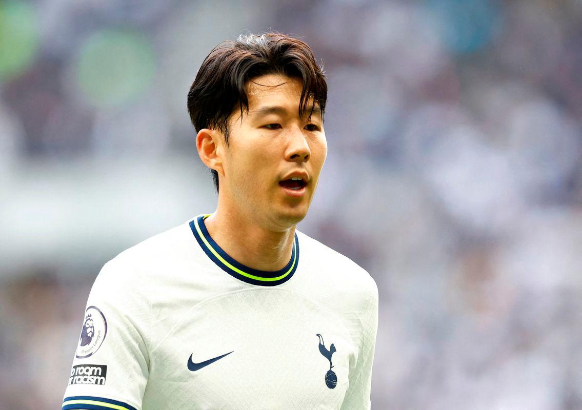 Two arrested for allegedly blackmailing Tottenham star Son Heung-Min Two arrested for allegedly blackmailing Tottenham star Son Heung-Min