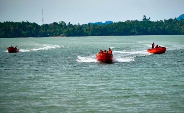 Two fishermen missing after boat suffers engine failure