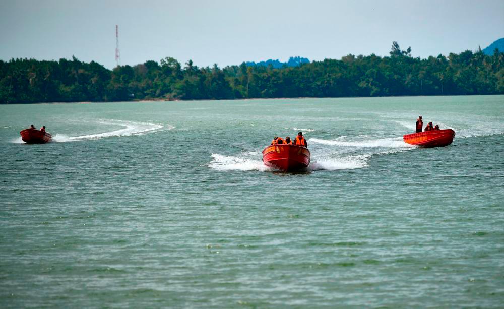 Two fishermen missing after boat suffers engine failure Two fishermen missing after boat suffers engine failure