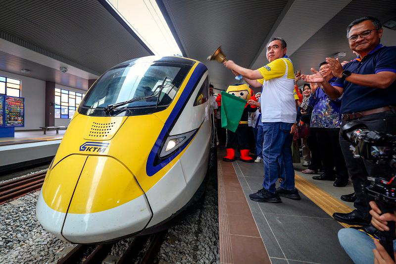 Two sets of ETS trains due in April to be operational by August - Anthony Loke Two sets of ETS trains due in April to be operational by August - Anthony Loke
