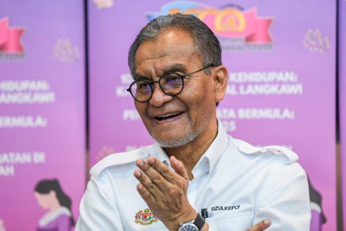 Two shopping platforms ordered to remove ads promoting gummy candies