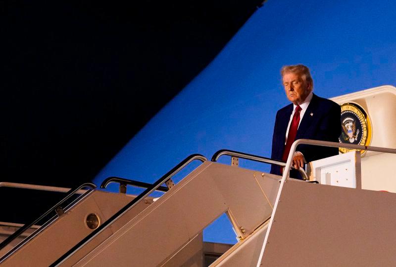 UK court rules Trump must pay £625,000 costs for failed suit UK court rules Trump must pay £625,000 costs for failed suit