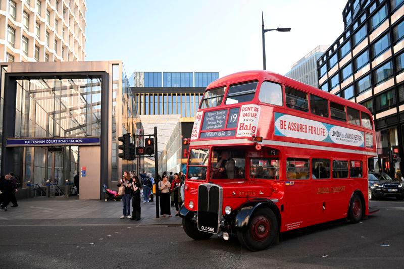 UK imposes travel permit on Europeans from Wednesday UK imposes travel permit on Europeans from Wednesday