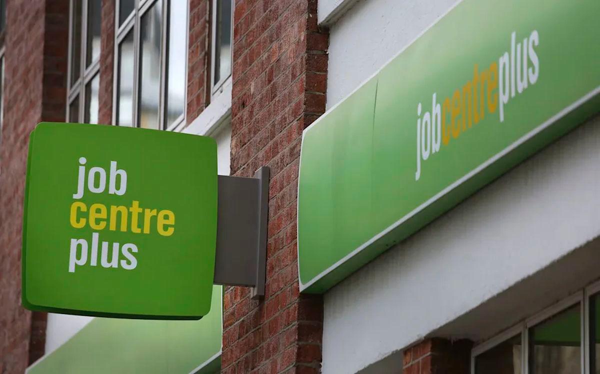 UK unemployment rises to near four-year high: official UK unemployment rises to near four-year high: official