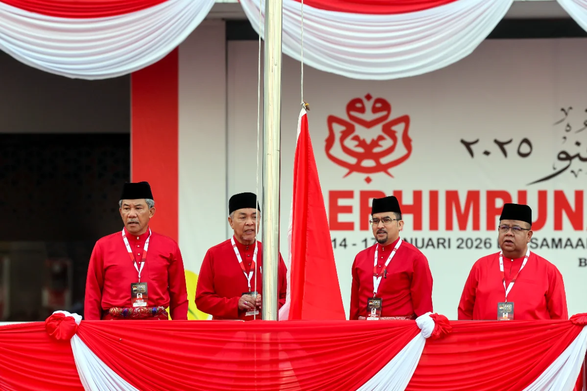 UMNO Supreme Council reviews motions from party wings
