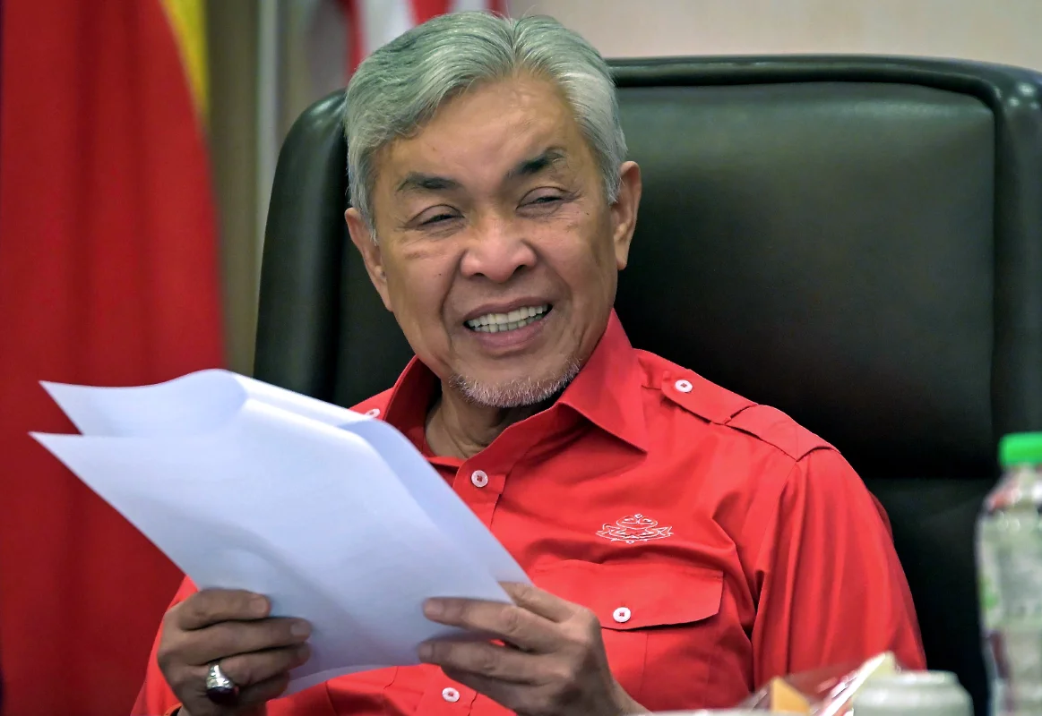 UMNO_remains_committed_to_unity_government__rejects_other_offers UMNO remains committed to unity government, rejects other offers