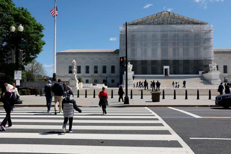 US Supreme Court to hear Trump bid to enforce birthright citizenship order US Supreme Court to hear Trump bid to enforce birthright citizenship order