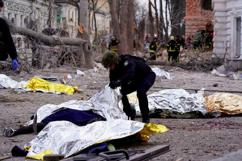 Ukraine says 32 killed by Russian ballistic missile strike on Sumy Ukraine says 32 killed by Russian ballistic missile strike on Sumy