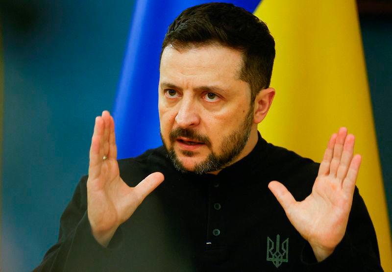 Ukraine’s Zelenskiy says Russia already manipulating accords brokered by US