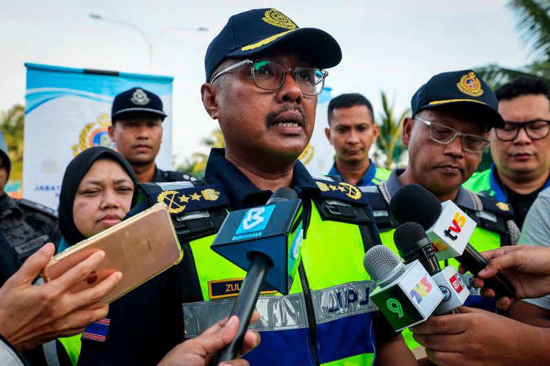 Undercover JPJ initiative on express buses proves successful Undercover JPJ initiative on express buses proves successful