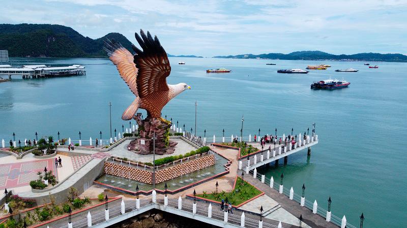 Undersea pipeline replacement to Langkawi could cost billions, says exco