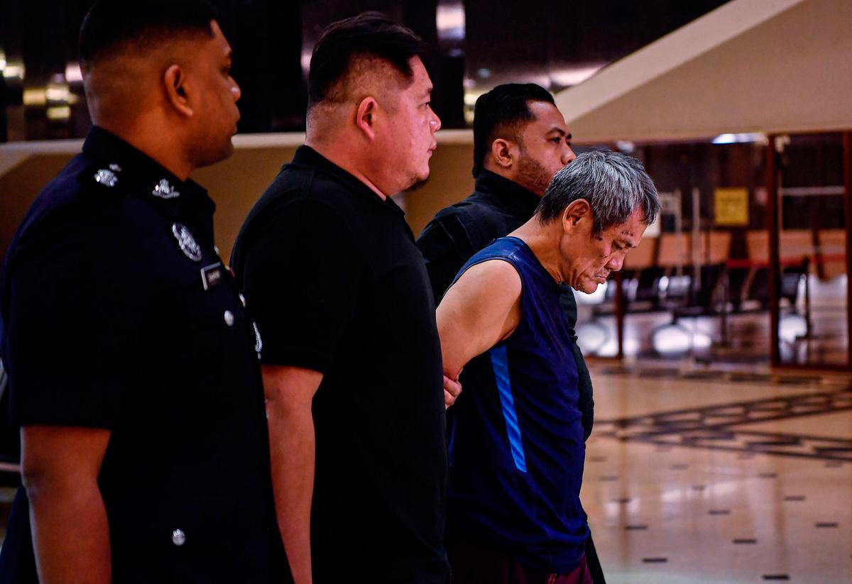 Unemployed man pleads not guilty to attempted murder of policeman in KL Unemployed man pleads not guilty to attempted murder of policeman in KL