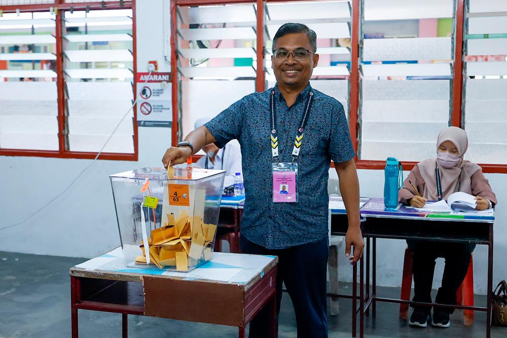 Unofficial: BN retains Ayer Kuning seat Unofficial: BN retains Ayer Kuning seat