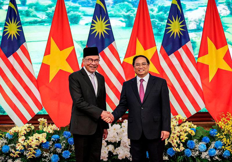 Vietnam, Malaysia PMs discuss regional and global issues, including US tariffs