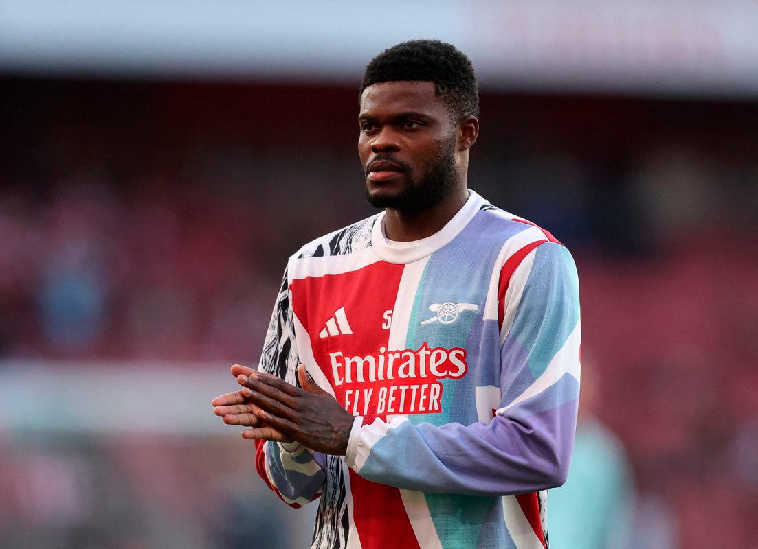 Villarreal sign former Arsenal midfielder Partey
