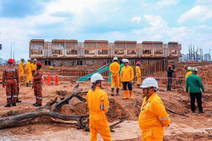 What blew the pipeline? Not people, say police