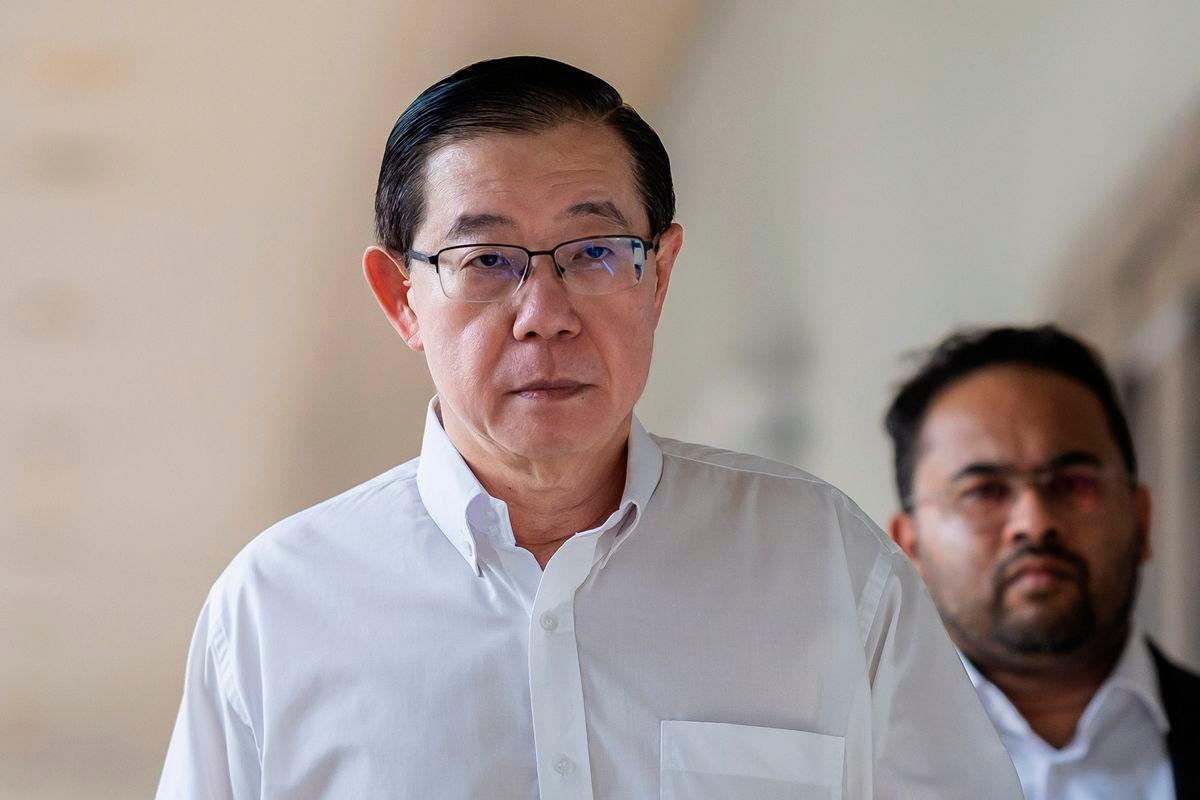 Witness testifies handing RM2 million to Lim Guan Eng in tunnel case Witness testifies handing RM2 million to Lim Guan Eng in tunnel case