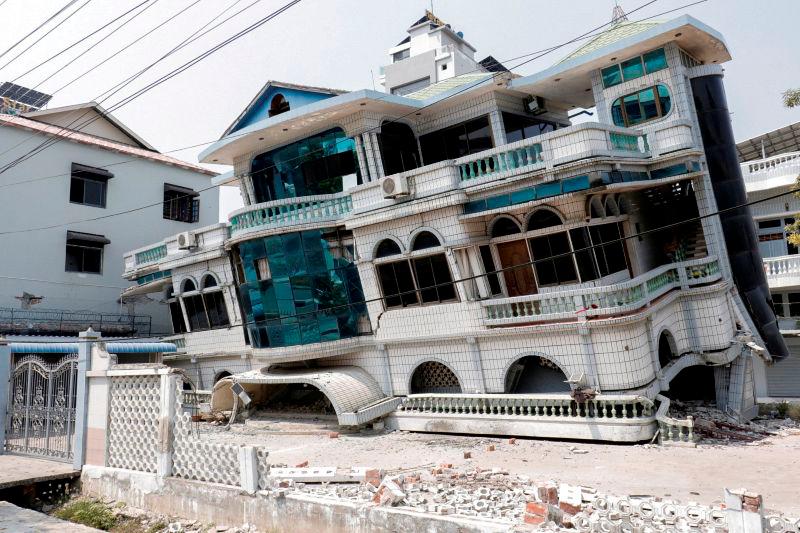 Woman rescued from Myanmar earthquake rubble as searchers race to find more survivors Woman rescued from Myanmar earthquake rubble as searchers race to find more survivors