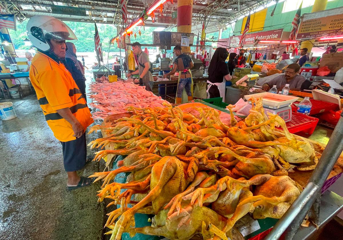 World food prices at 2-year high on rising meat and edible oils, FAO says World food prices at 2-year high on rising meat and edible oils, FAO says