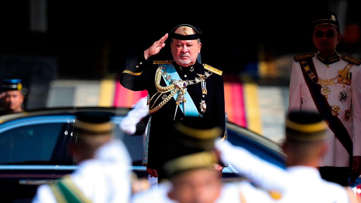 Yang di-Pertuan Agong lawat Rusia atas jemputan Putin Yang di-Pertuan Agong lawat Rusia atas jemputan Putin