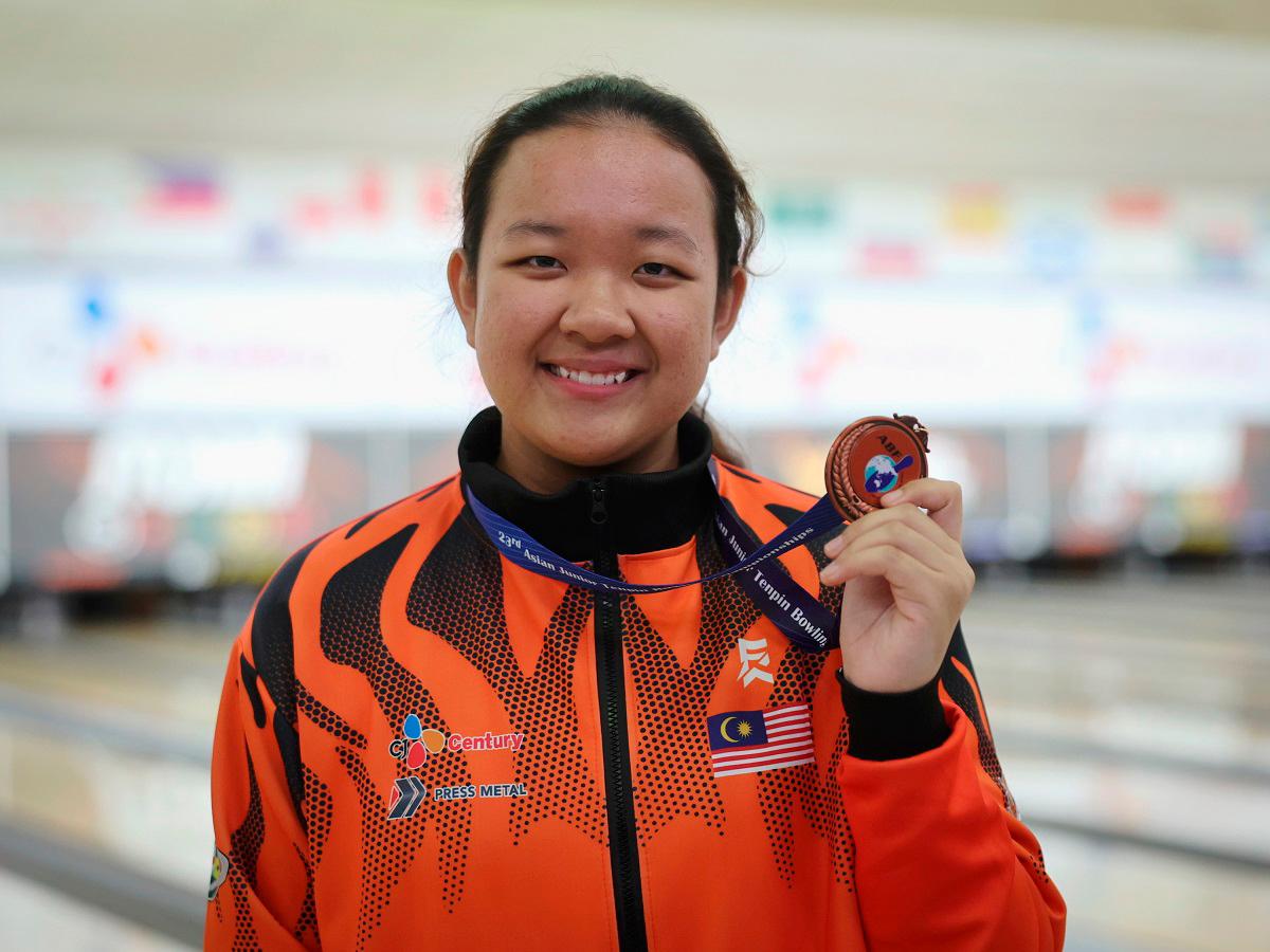 Young bowling star Qurratu’Ain balances studies and sports with grit