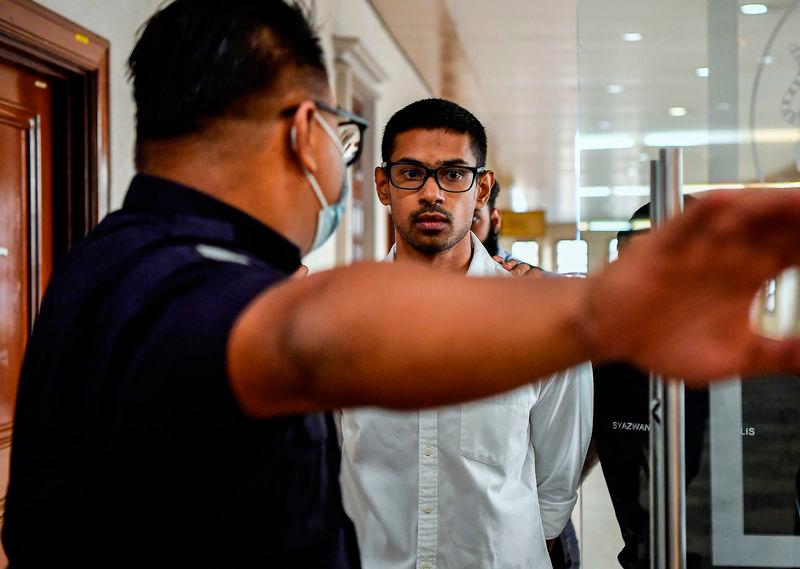 Yusoff Rawther unable to open driver’s side door during raid, says witness Yusoff Rawther unable to open driver’s side door during raid, says witness
