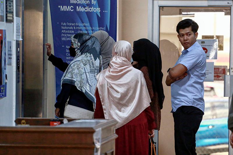 Zayn Rayyan's body found clean and lying on its side, says witness Zayn Rayyan's body found clean and lying on its side, says witness