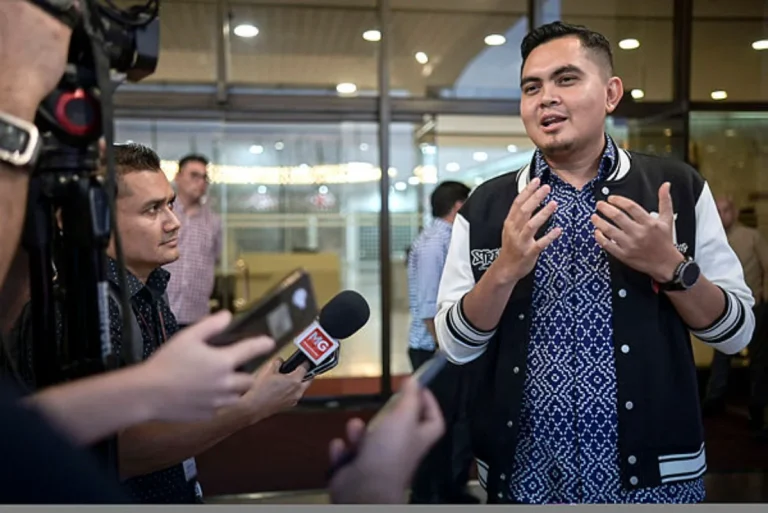 Saman fitnah Teresa Kok terhadap Akmal gagal selesai secara pengantaraan