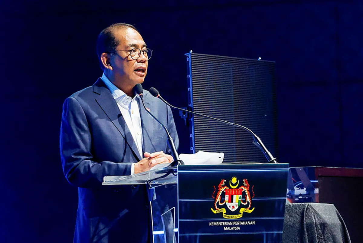 dasar-pertahanan Malaysia launches defence policy to boost local industry and cut imports
