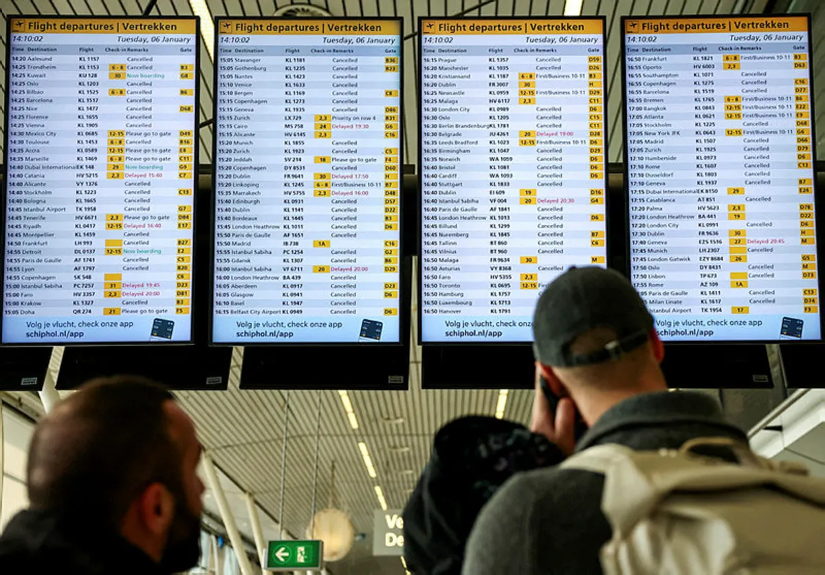 KLM running out of de-icing fluid for planes in Amsterdam
