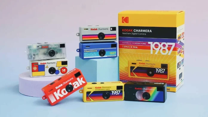 kodak-charmera-keychain-digital-camera-lifestyle-4 The camera’s blind box format mirrors trends more commonly seen in collectible toys than consumer electronics. – PICS FROM KODAK
