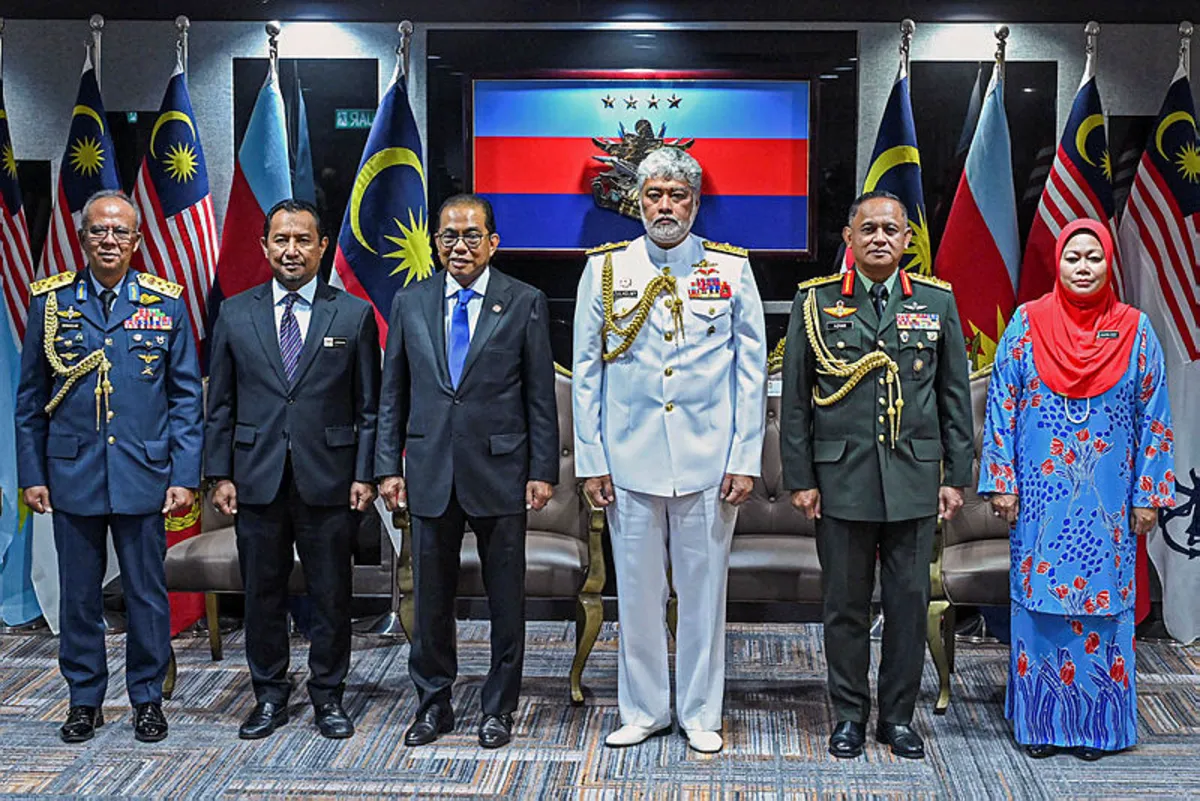 pelantikan-panglima (1) Army chief urges professionalism and unity amid camp allegations