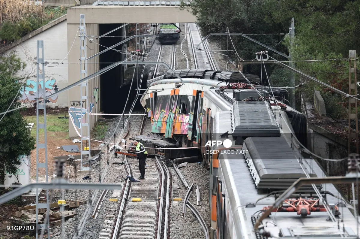 spainrailwayaccident - reuters Spain train drivers call strike after deadly accidents
