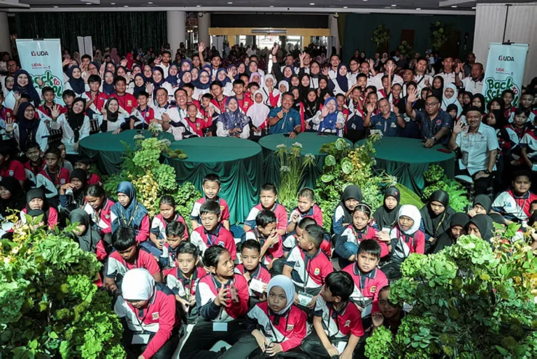 UDA salur RM60,000 zakat untuk bantu 200 pelajar asnaf di Johor Bahru