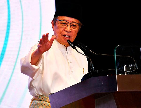  Abang Johari - Bendera Sarawak kini dikenali sebagai Ibu Pertiwi