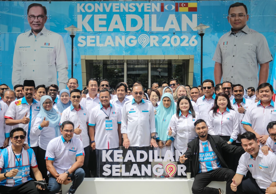Stop whining and start working, PKR chief tells Selangor delegates Stop whining and start working, PKR chief tells Selangor delegates