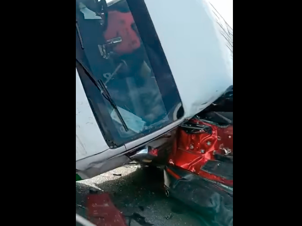 12 Singaporeans injured in crash in Pagoh 12 Singaporeans injured in crash in Pagoh
