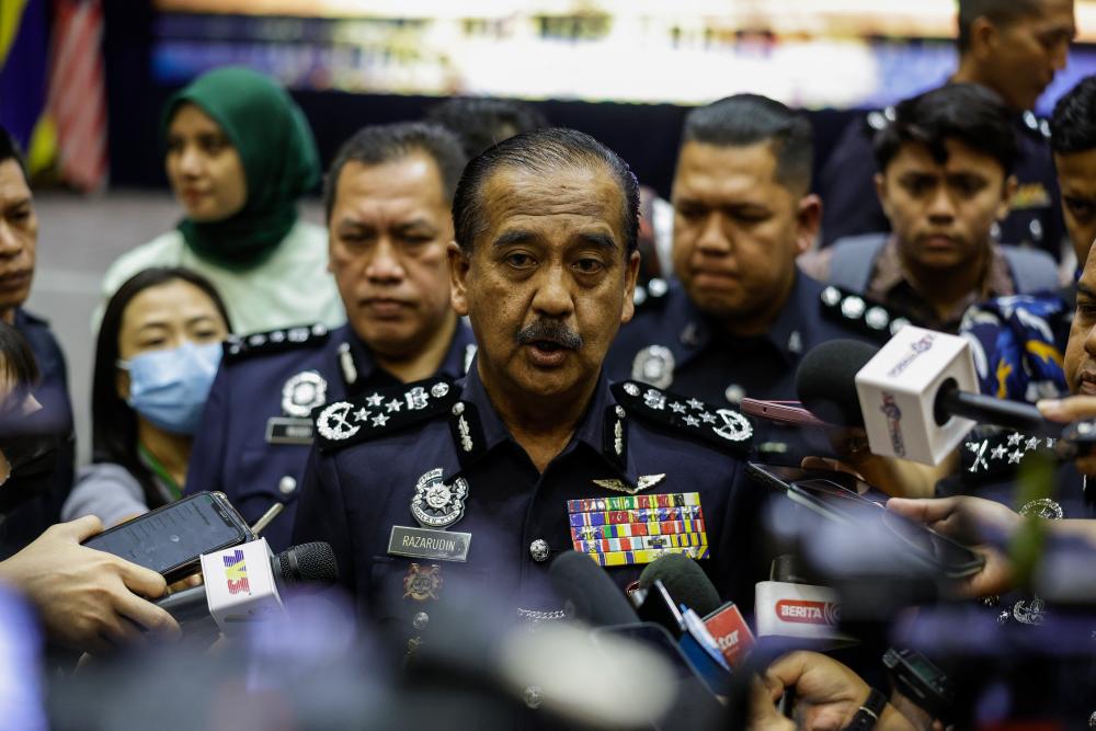 3R: Police are independent of politicians’ authority 3R: Police are independent of politicians’ authority