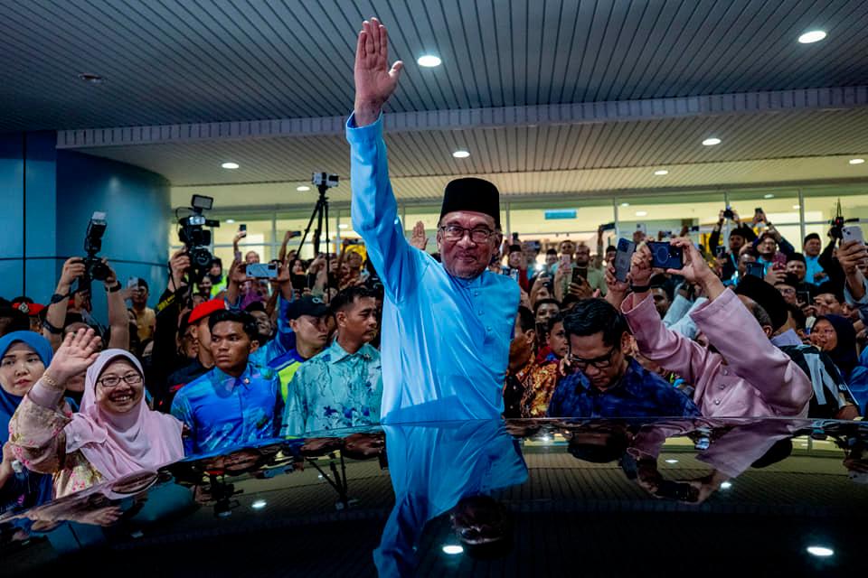 A moving tribute to Anwar