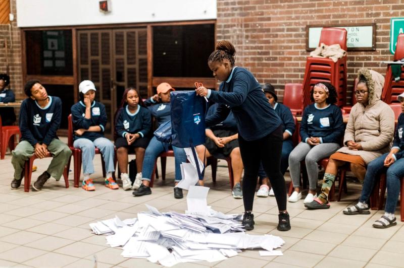 ANC on track to lose majority after watershed South Africa vote ANC on track to lose majority after watershed South Africa vote