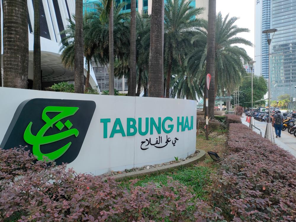 Abdul Rashid Hussain is new Tabung Haji chairman Abdul Rashid Hussain is new Tabung Haji chairman