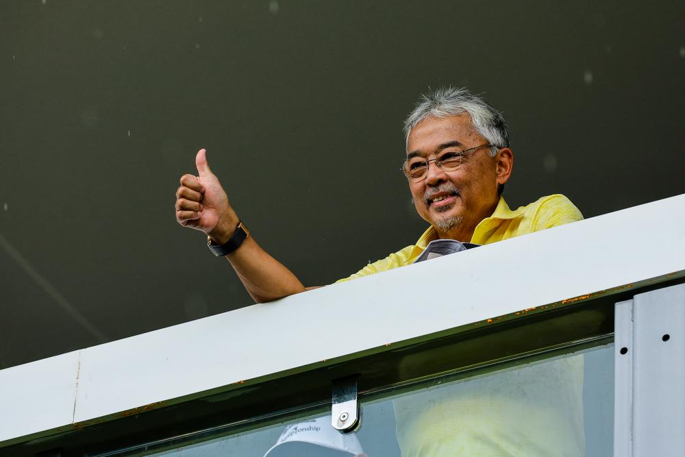 Agong berkenan sempurnakan Sambutan Jubli Emas 50 tahun Stadium Darul Makmur Agong berkenan sempurnakan Sambutan Jubli Emas 50 tahun Stadium Darul Makmur