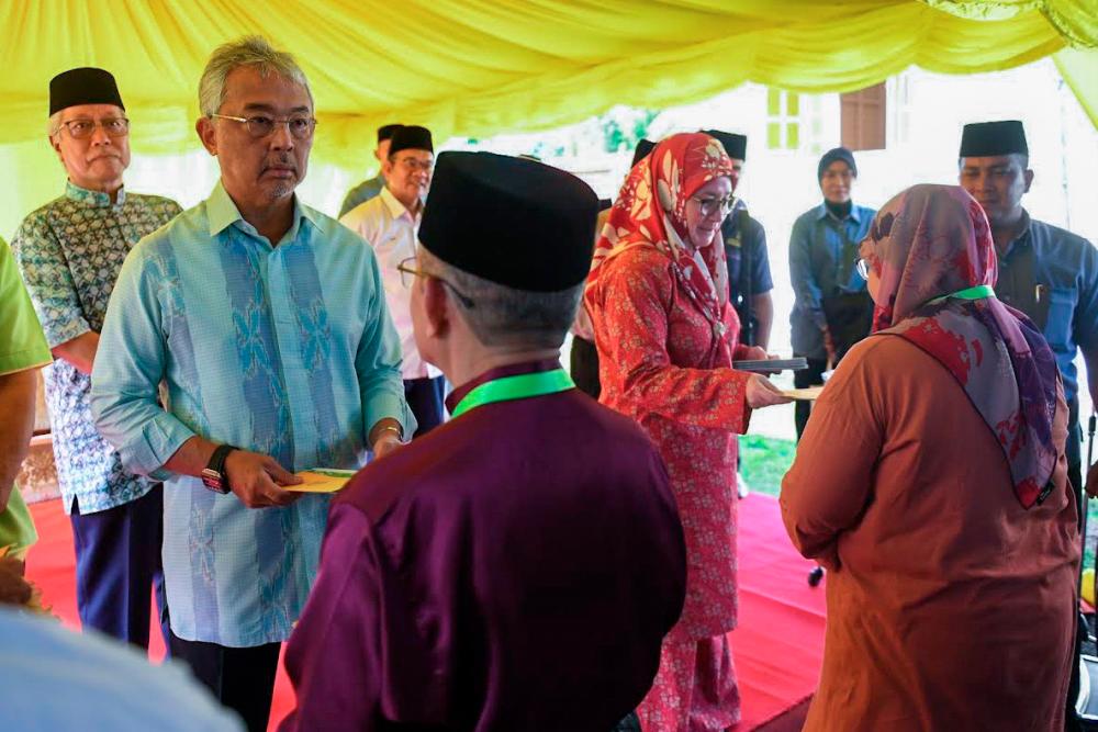 Agong recalls childhood memories at Istana Mangga Tunggal 
