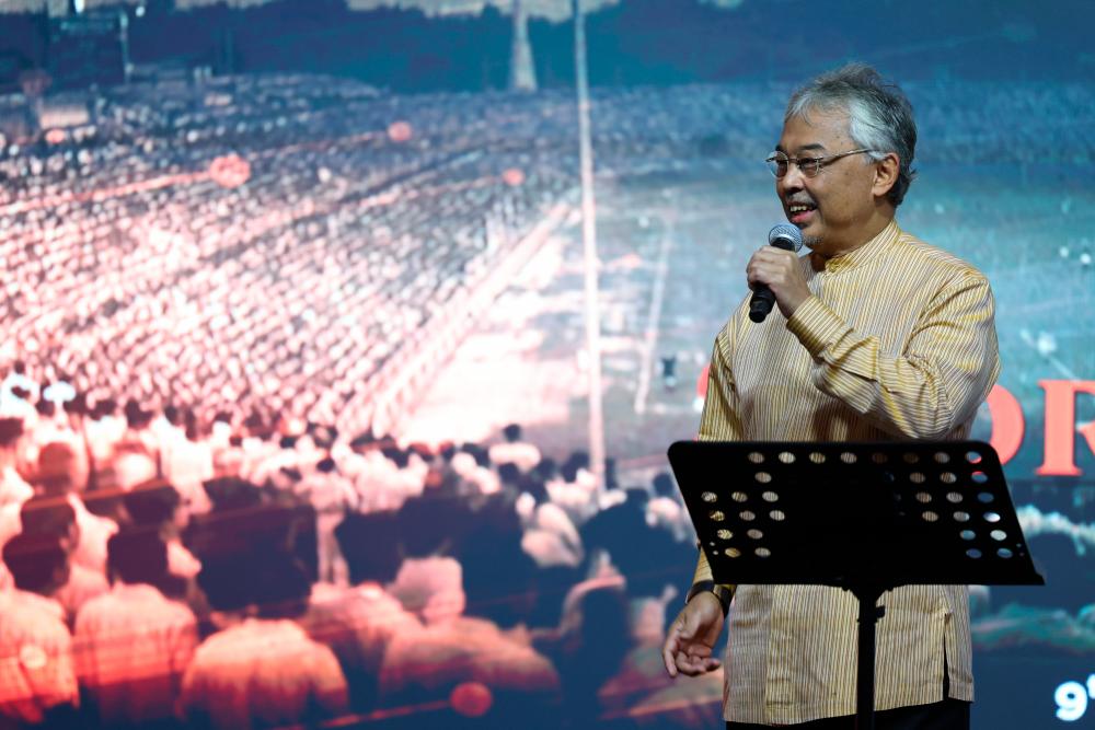 Agong sempurnakan majlis pemasangan landasan ECRL pertama esok Agong sempurnakan majlis pemasangan landasan ECRL pertama esok