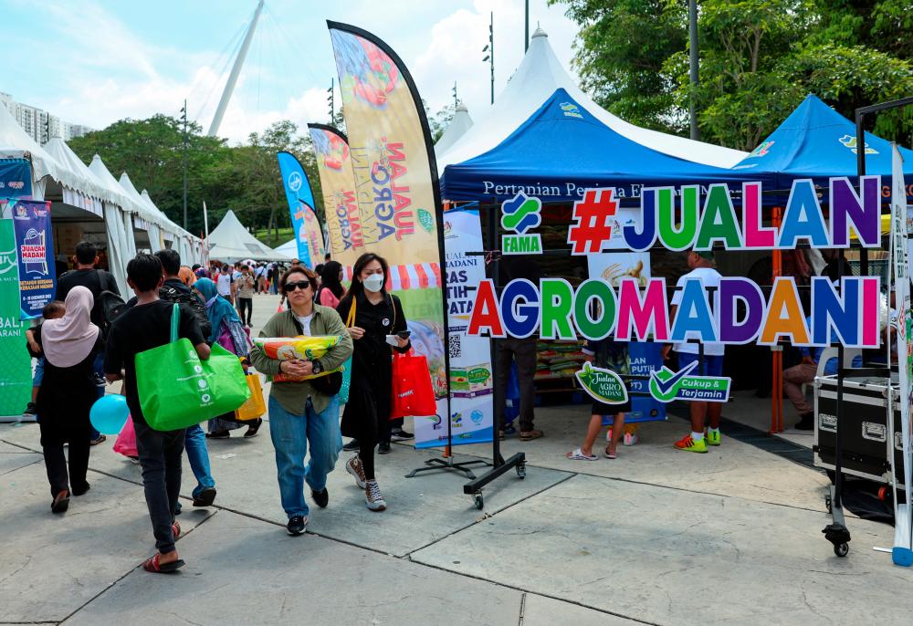 Agro MADANI Sales: Number of locations, sales value exceed target - KPKM Agro MADANI Sales: Number of locations, sales value exceed target - KPKM