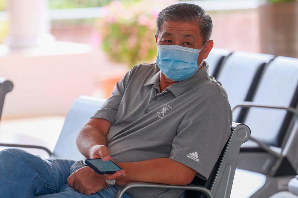 Ahli perniagaan bergelar Datuk didenda selepas mengaku salah pindah tanah tanpa kebenaran Ahli perniagaan bergelar Datuk didenda selepas mengaku salah pindah tanah tanpa kebenaran