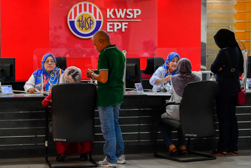 Ahmad Maslan: Workers should have EPF savings of at least RM240,000 to retire gracefully Ahmad Maslan: Workers should have EPF savings of at least RM240,000 to retire gracefully
