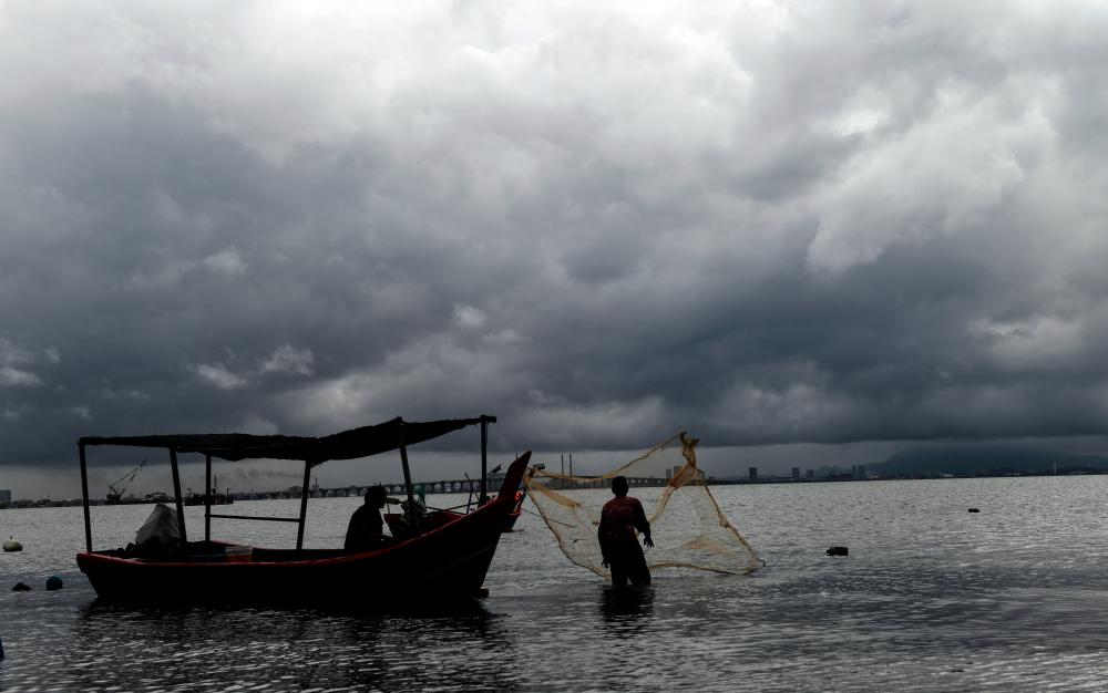 Amaran hujan berterusan di Pantai Timur, Johor dan Sabah Amaran hujan berterusan di Pantai Timur, Johor dan Sabah
