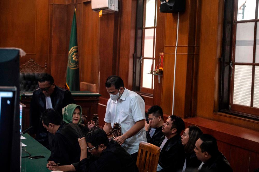 Anger as Indonesia court acquits two police over stadium crush